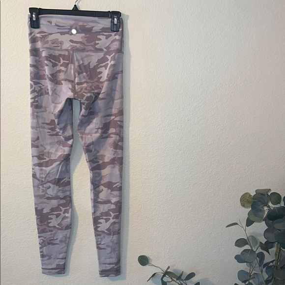 Lululemon wunder train camo leggings - Picture 2 of 4
